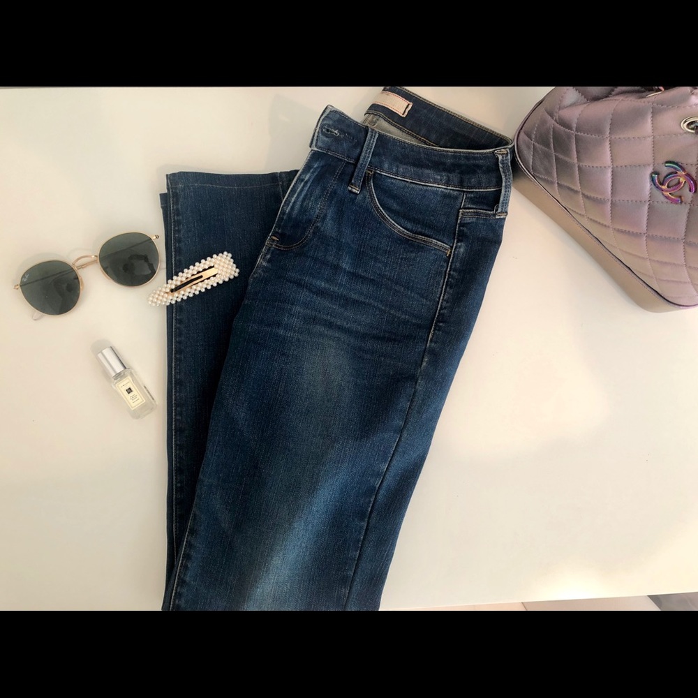 Straight leg ankle jean